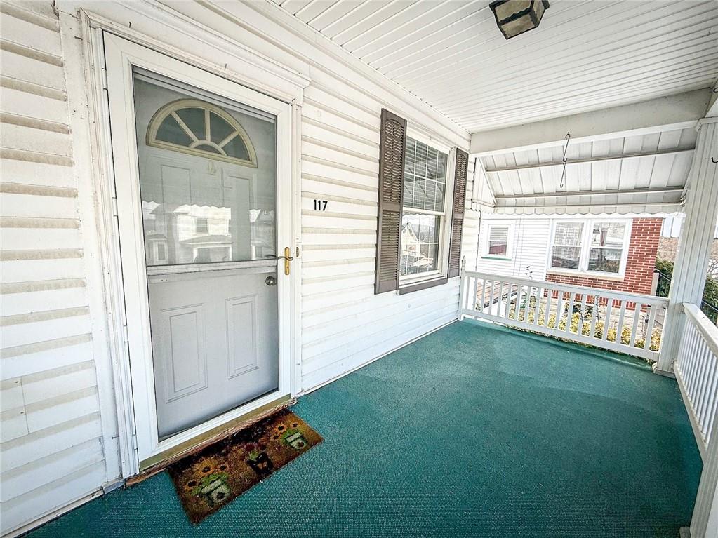 117 Lyon Avenue Butler, PA 16001 - Photo 5 of 43
