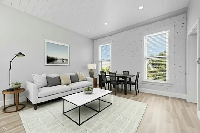 $2,195 | 2370 North Elston Court, Unit 2F, Chicago, IL 60614