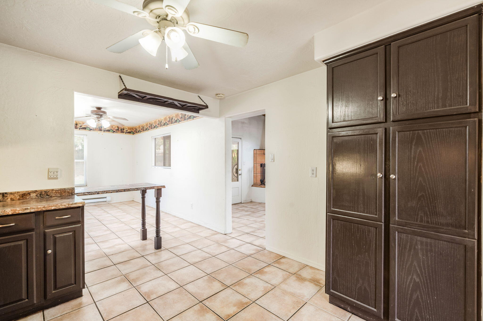8909 Shoshone Road Northeast Albuquerque, NM 87111 - Photo 11 of 35 Gallery Image 11