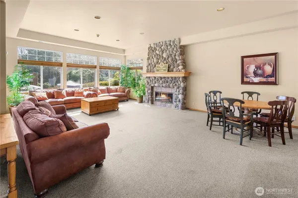 $575,000 | 608 Chelan Place Northeast, Unit C, Renton, WA 98059