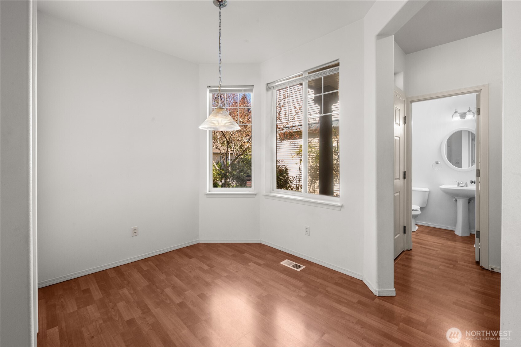 608 Chelan Place Northeast, Unit C Renton, WA 98059 - Photo 4 of 19