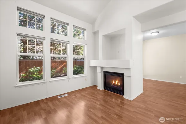 $575,000 | 608 Chelan Place Northeast, Unit C, Renton, WA 98059
