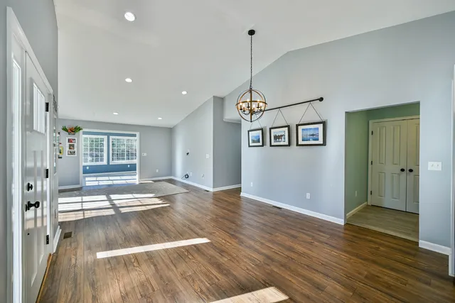a view of an empty room and window