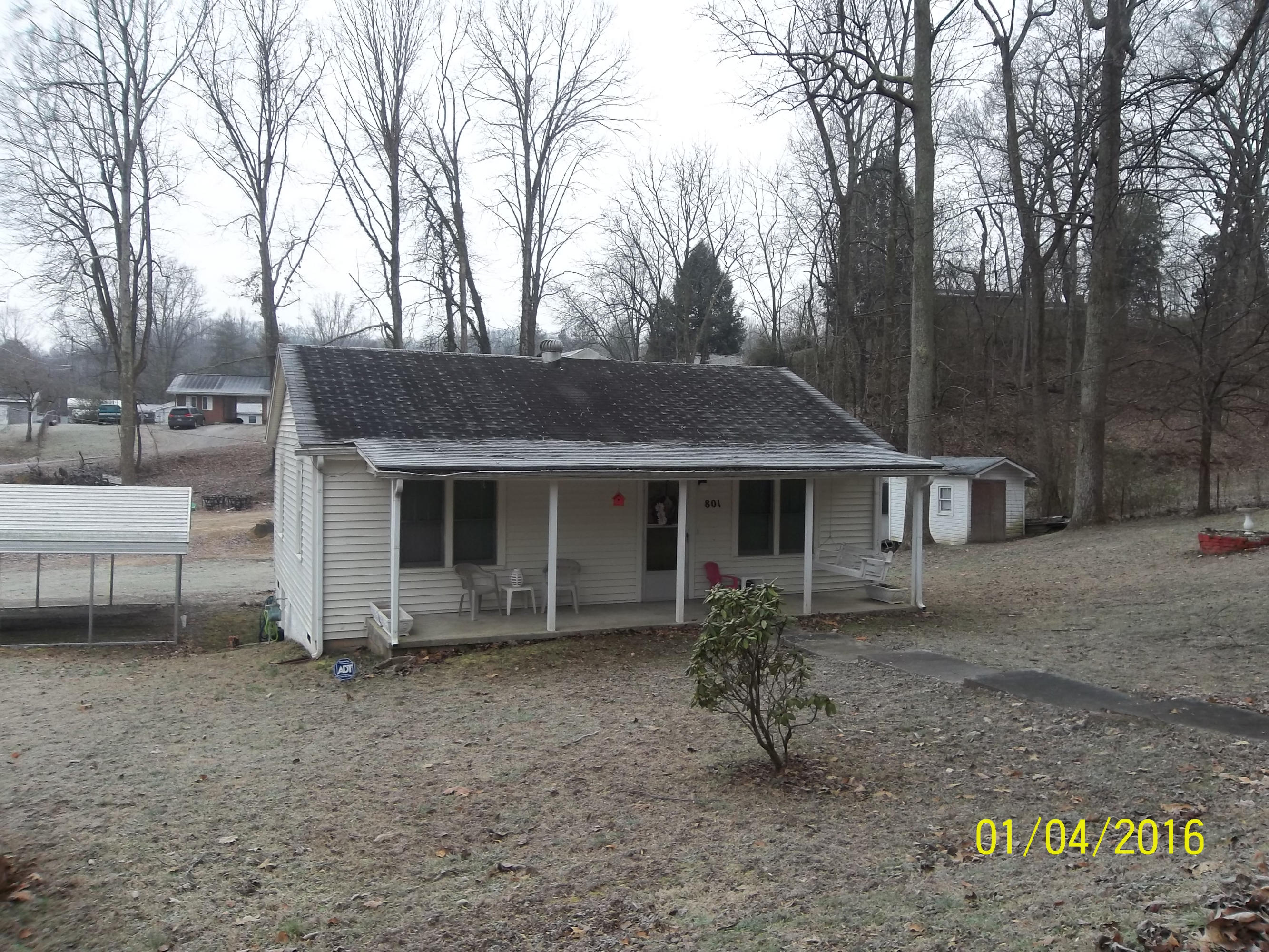 801 Wilson Road Oliver Springs, TN 37840 - Photo 1 of 15 100_0767