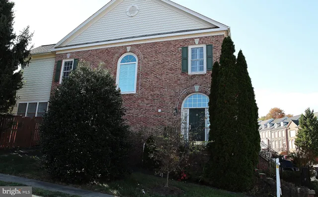 $4,350 | 3335 Wilton Crest Court, Alexandria, VA 22310