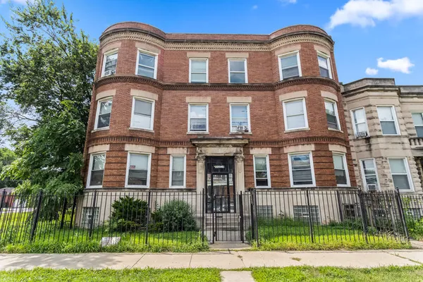 $1,300 | 7250 South Yale Avenue, Unit 3S, Chicago, IL 60621