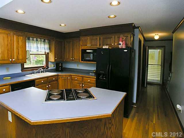 555 Compton Road Clover, SC 29710 - Photo 7 of 16 Gallery Image 7