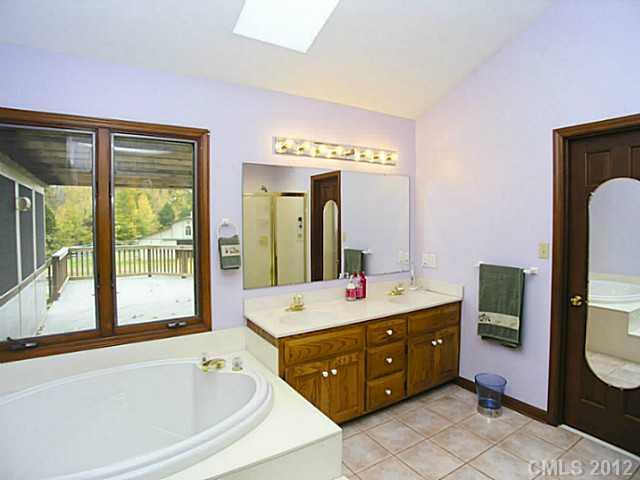 555 Compton Road Clover, SC 29710 - Photo 9 of 16 Gallery Image 9