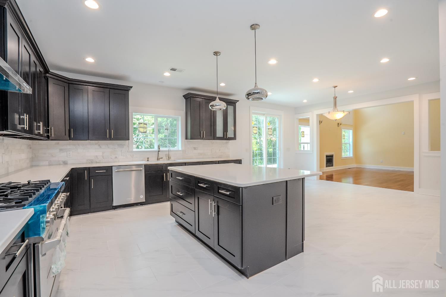 840 Ridge Road Monmouth Junction, NJ 08852 - Photo 23 of 71