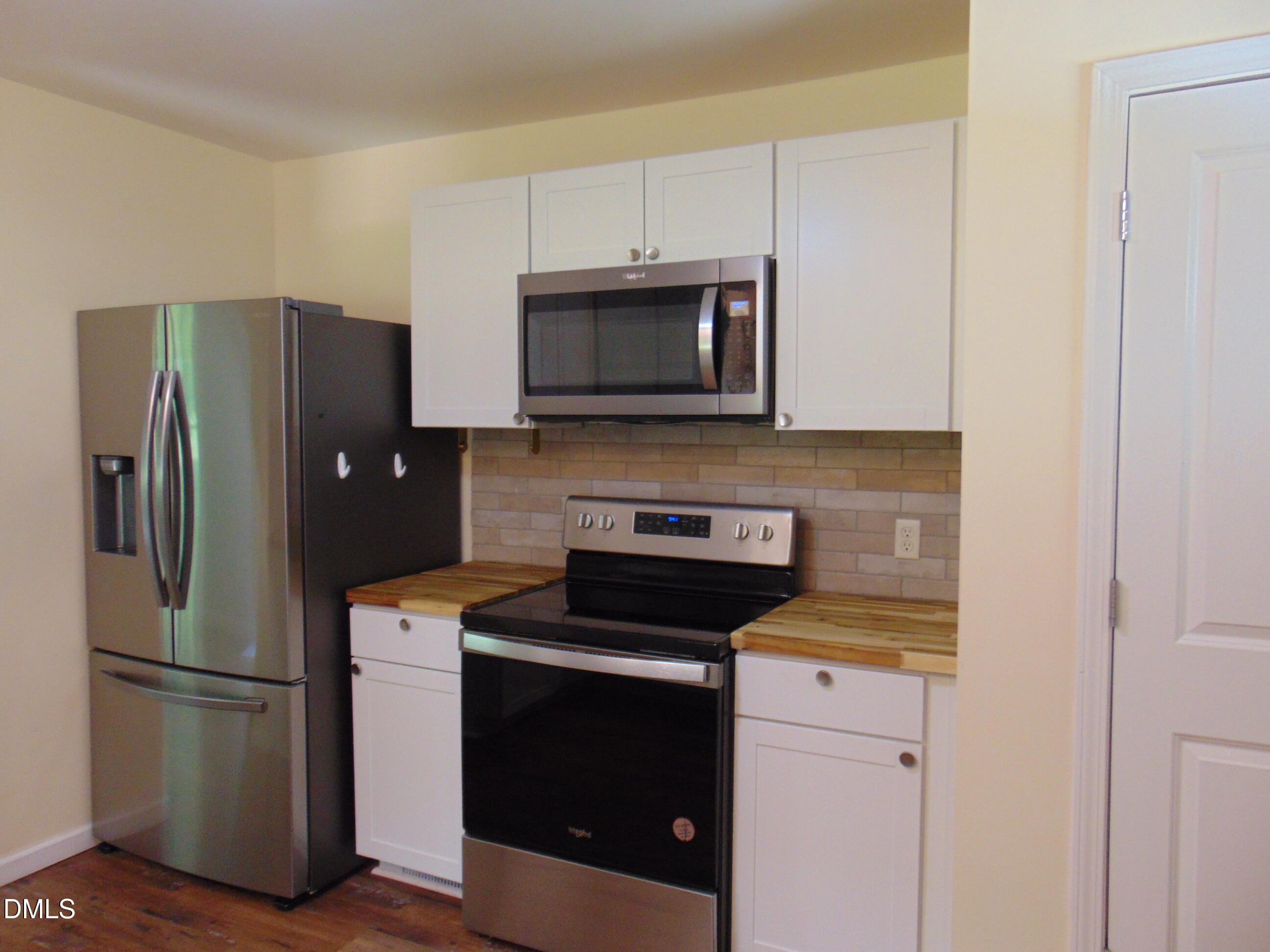 3155 Kelly Road Henderson, NC 27537 - Photo 5 of 27 DSC04410