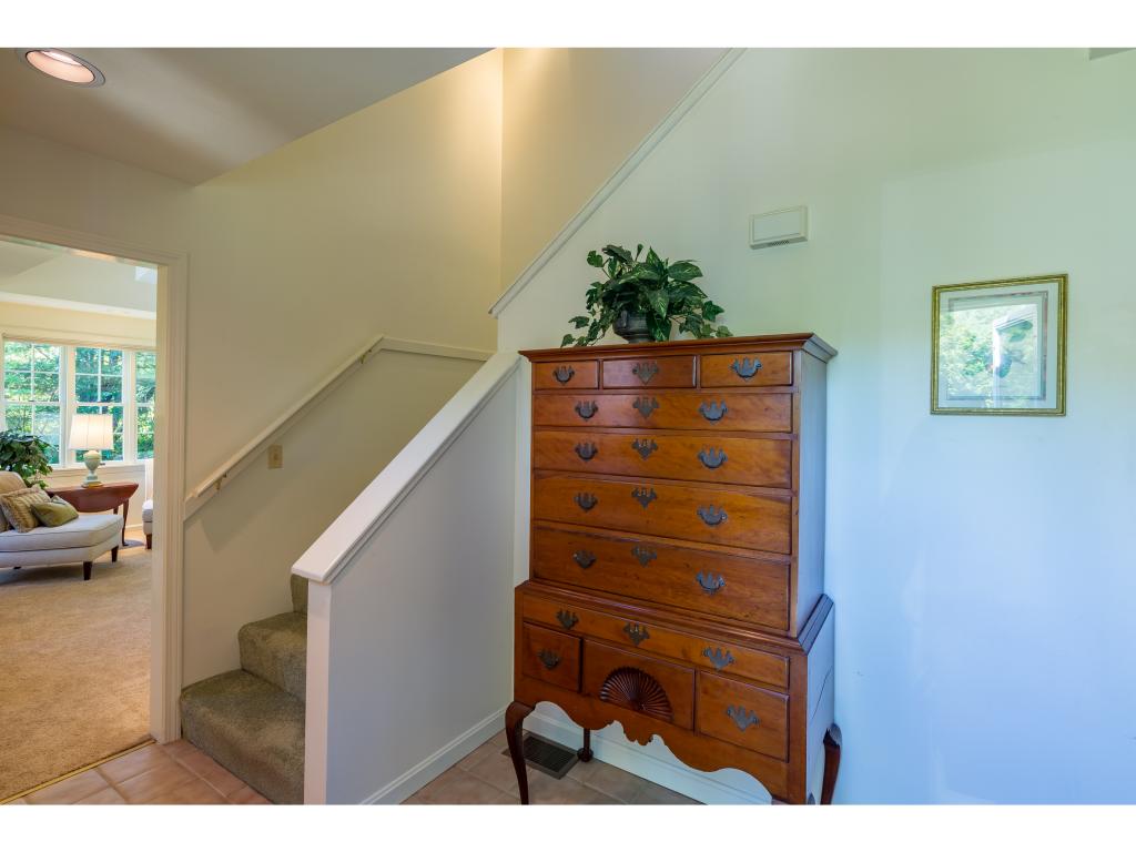 445 Ocean Road, Unit 5 Portsmouth, NH 03801 - Photo 14 of 25 Gallery Image 14