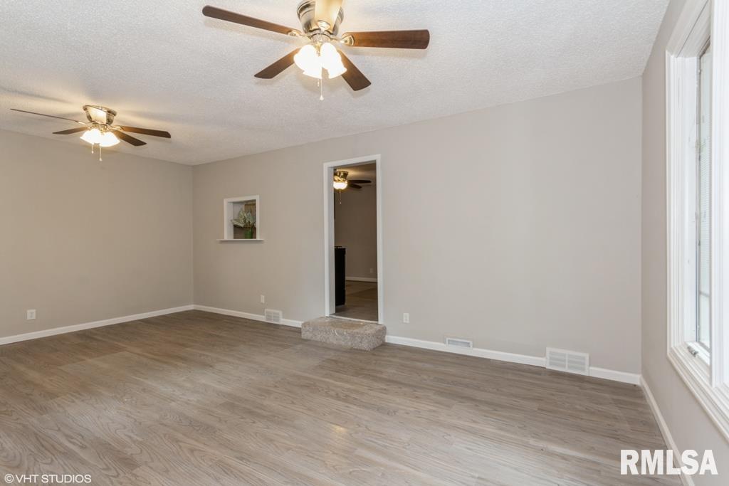 1808 North 34th Street Decatur, IL 62526 - Photo 8 of 15 Gallery Image 8