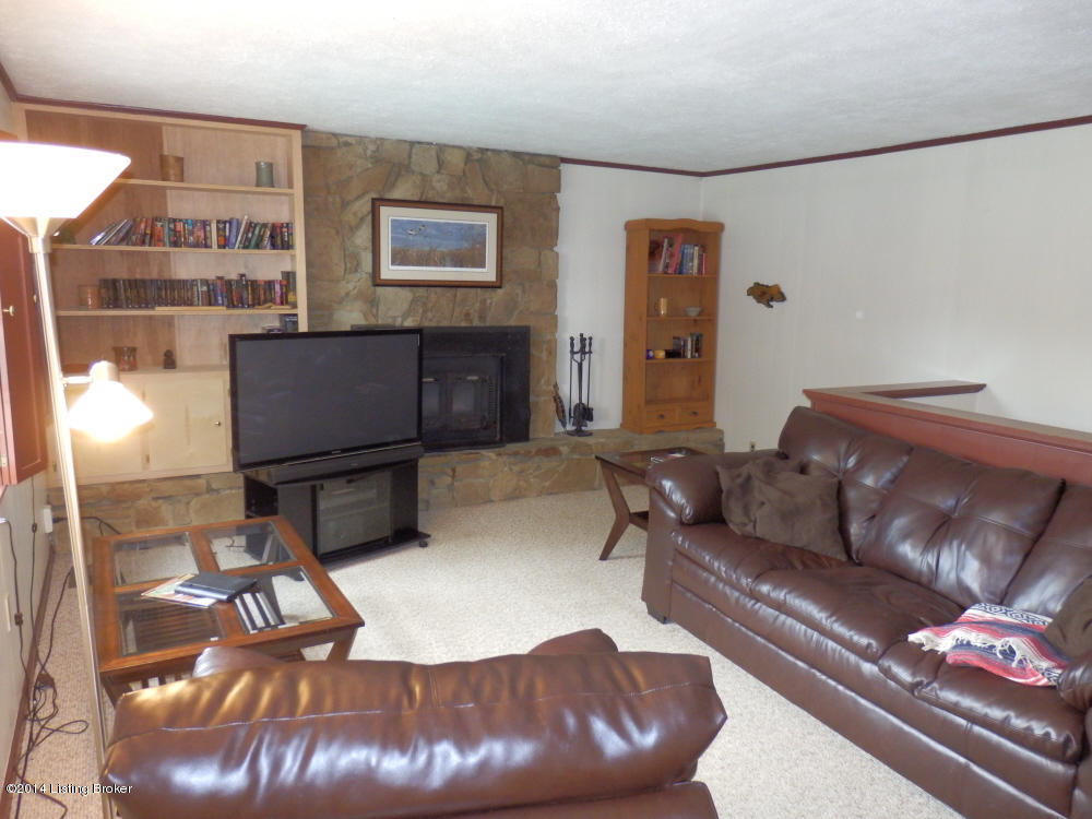 1901 Bray Ridge Road Bedford, KY 40006 - Photo 4 of 17 1901 Bray Ridge_12_Family