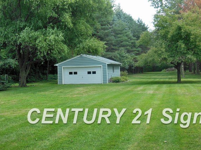 2070 North Nichols Road Flushing, MI 48433 - Photo 35 of 37