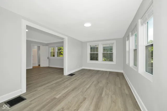 $1,695 | 3343 Carrollton Avenue, Indianapolis, IN 46205