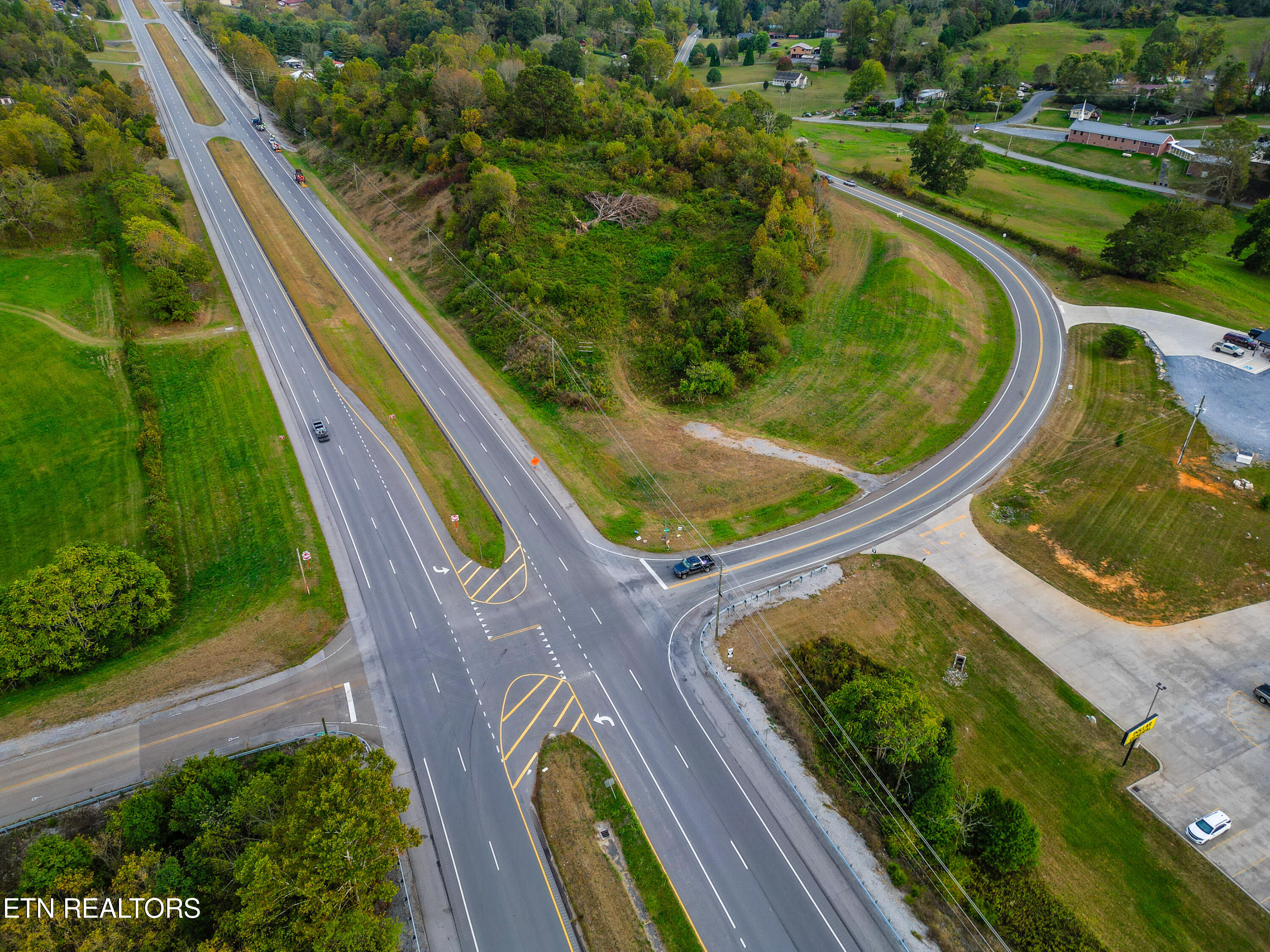 501 Hickory Tree Road Bristol, TN 37620 - Photo 9 of 10 dji_fly_20231004_032640_23_1696555297866