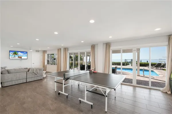 $2,195,000 | 3908 Bayside Drive, Bradenton, FL 34210