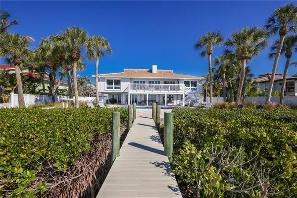 $2,195,000 | 3908 Bayside Drive, Bradenton, FL 34210