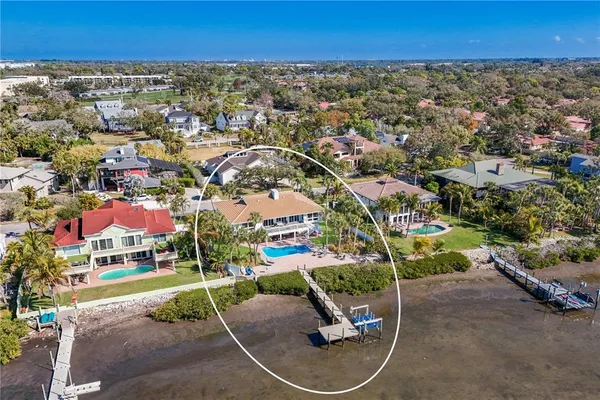 $2,195,000 | 3908 Bayside Drive, Bradenton, FL 34210