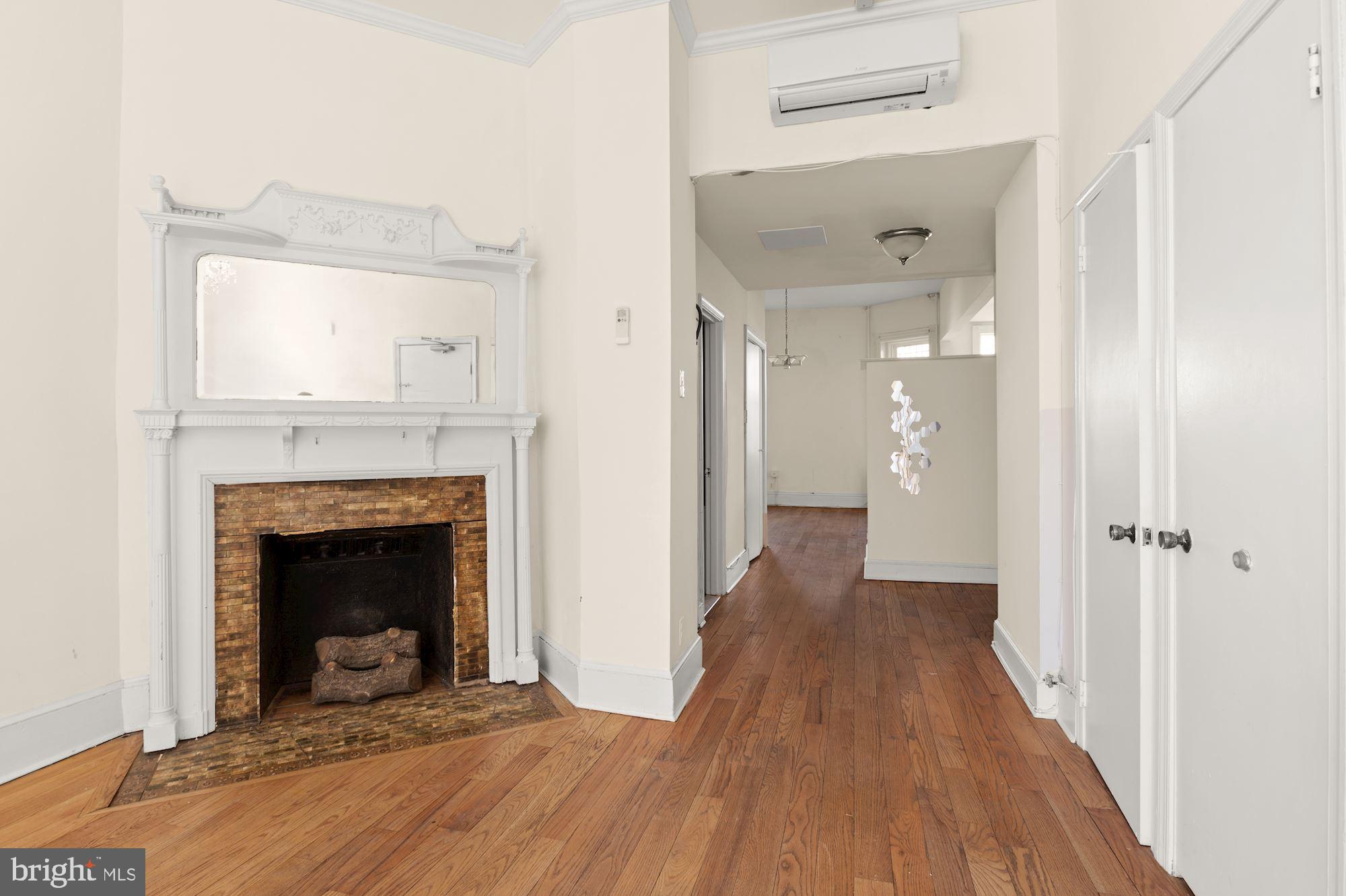 2004 15th Street Northwest Washington, DC 20009 - Photo 4 of 32