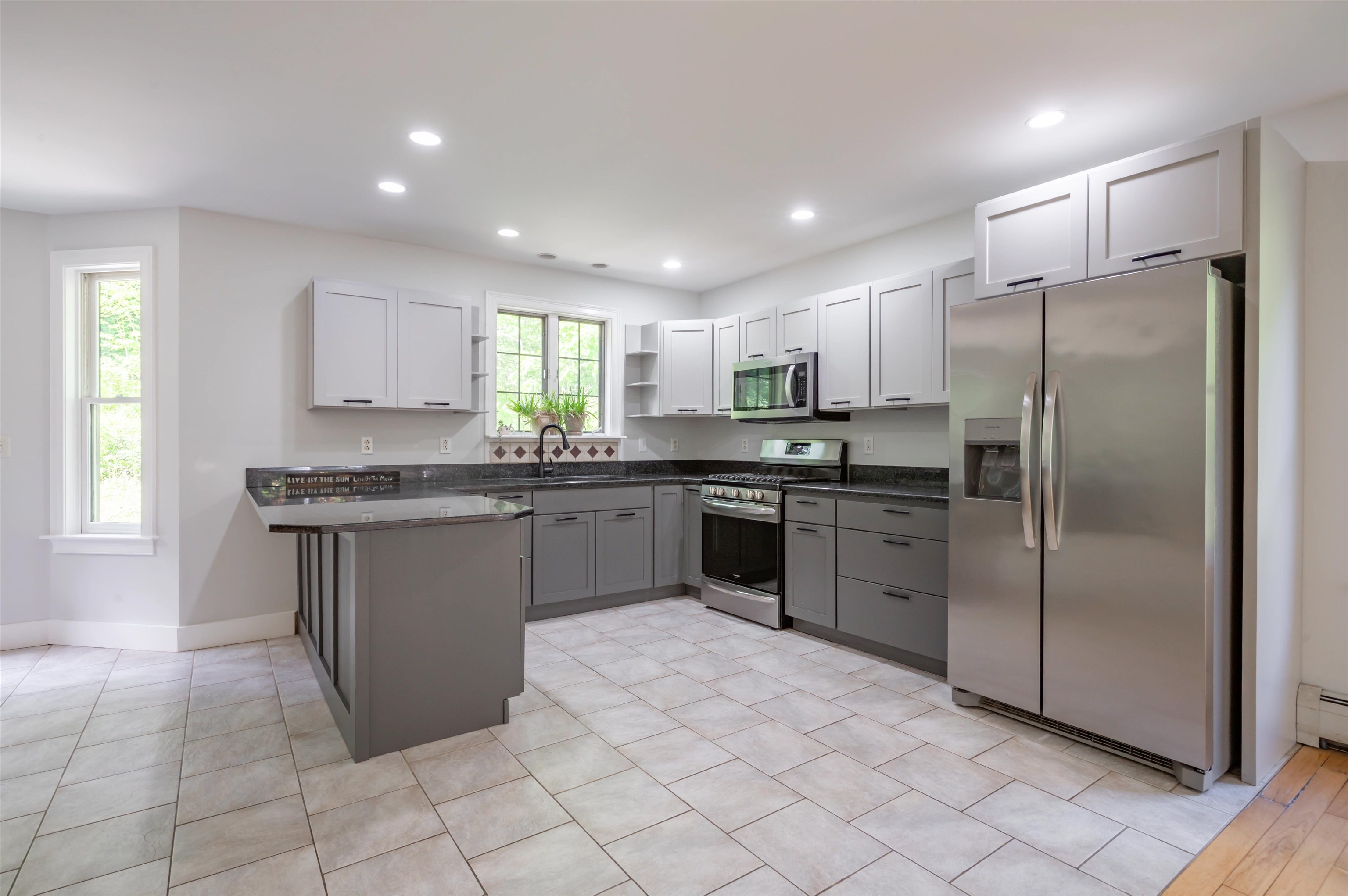 1577 River Road Weare, NH 03281 - Photo 10 of 59