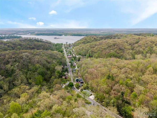 $233,000 | 87 Mill Street, Elsah, IL 62028