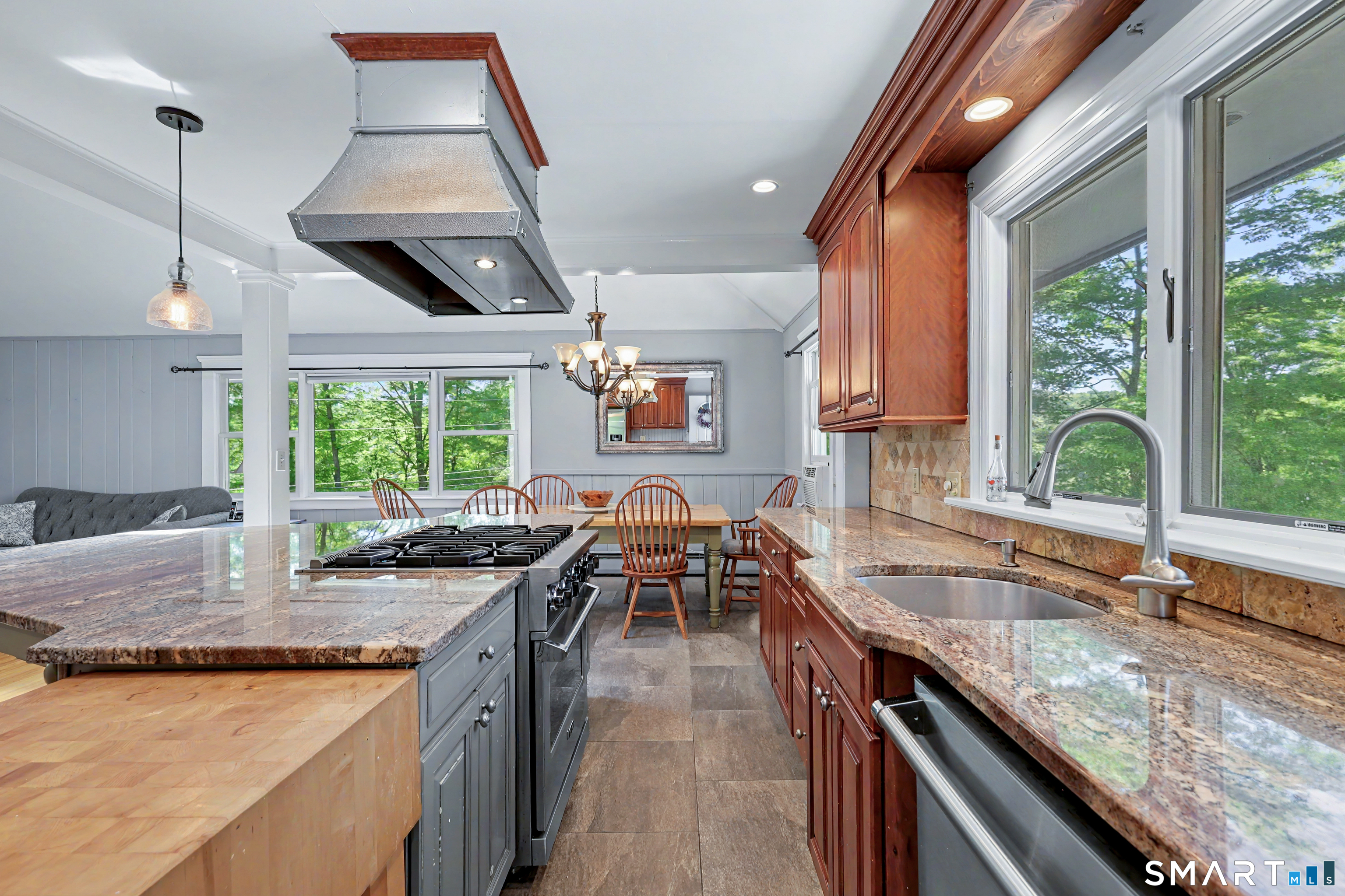 1 Lookout Drive Ridgefield, CT 06877 - Photo 10 of 37