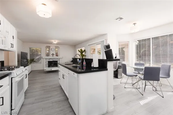 $3,200 | 2165 Crestline Falls Place, Las Vegas, NV 89134