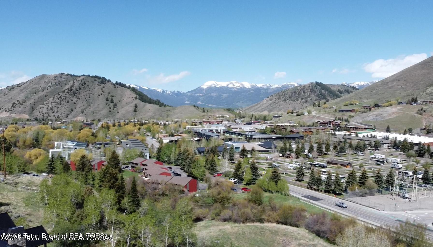 701 Rodeo Drive Jackson, WY 83001 - Photo 6 of 8 20220505163904580184000000-o