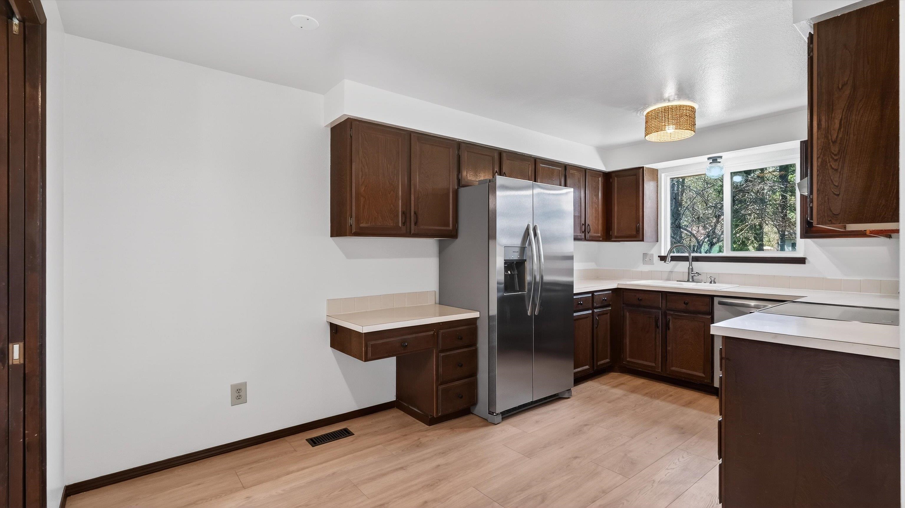 512 West Hastings Road Spokane, WA 99218 - Photo 13 of 33