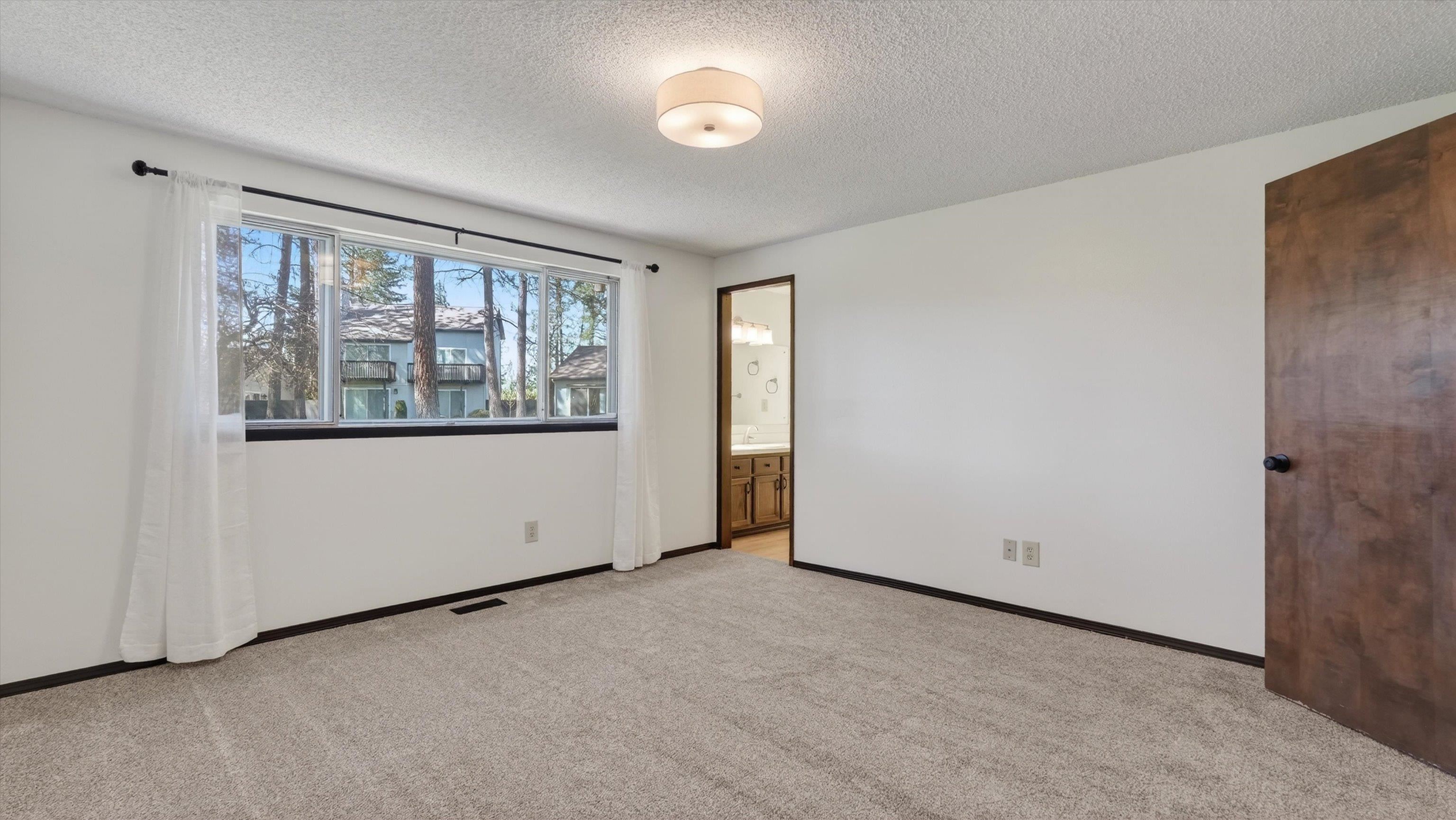 512 West Hastings Road Spokane, WA 99218 - Photo 17 of 33