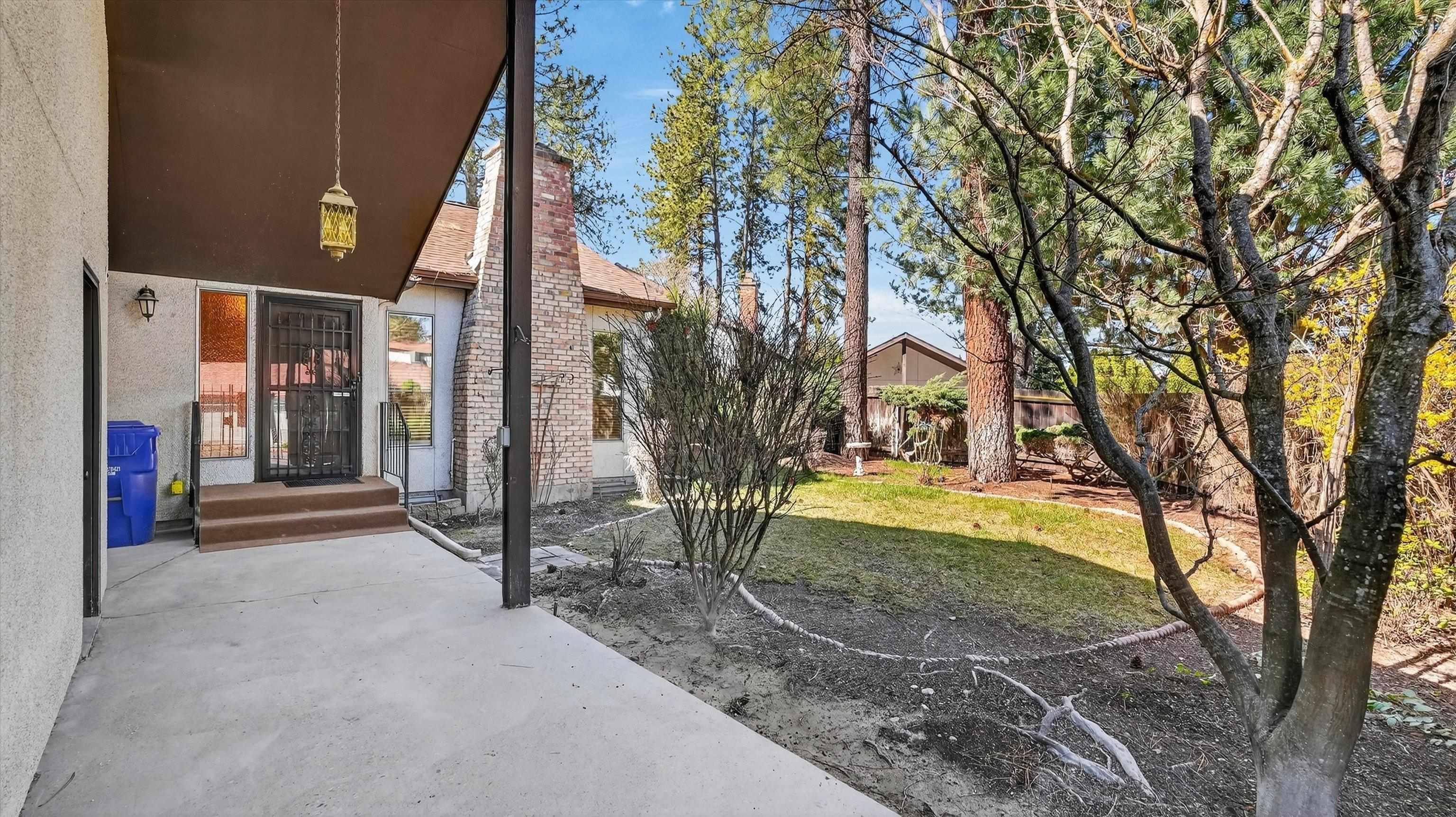 512 West Hastings Road Spokane, WA 99218 - Photo 3 of 33