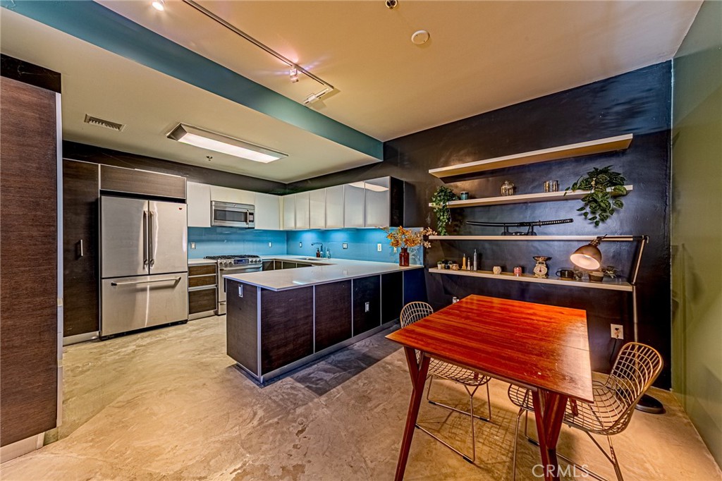 11500 Tennessee Avenue, Unit 103 Los Angeles, CA 90064 - Photo 12 of 50