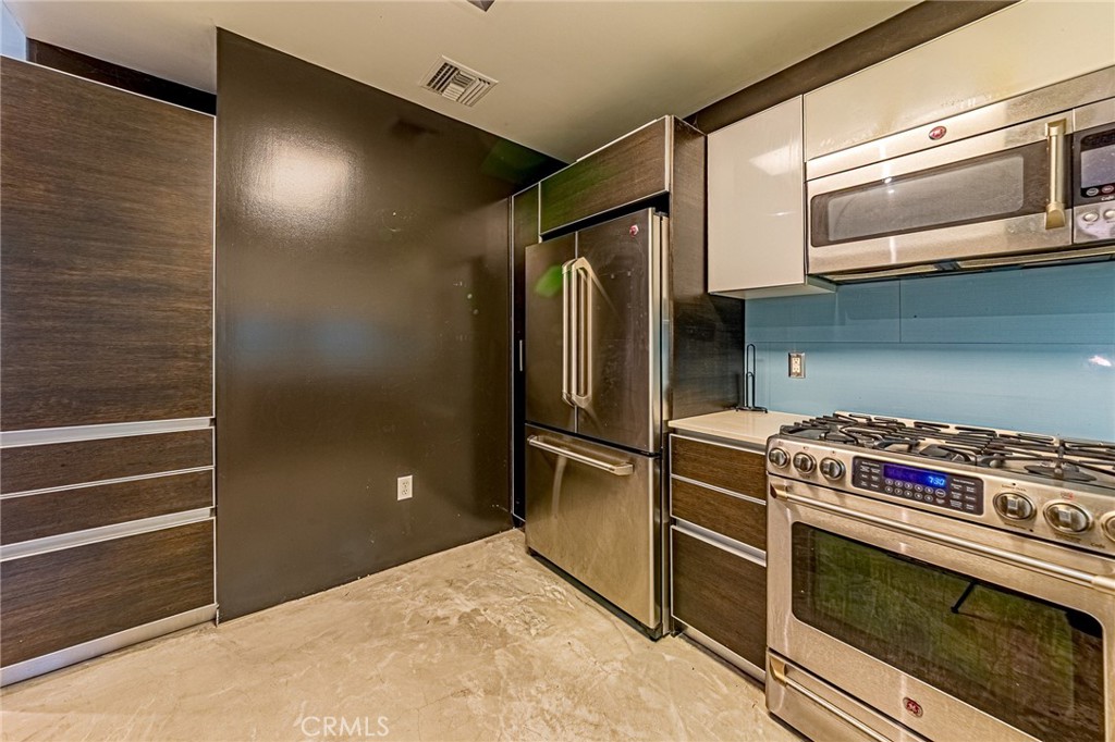 11500 Tennessee Avenue, Unit 103 Los Angeles, CA 90064 - Photo 14 of 50