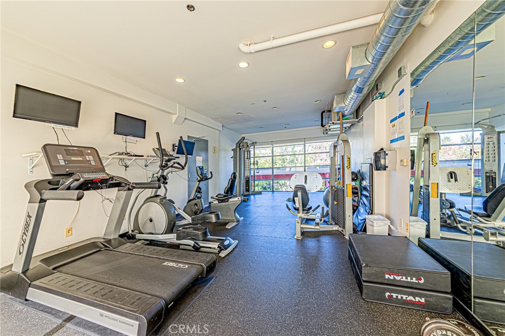 11500 Tennessee Avenue, Unit 103 Los Angeles, CA 90064 - Photo 40 of 50