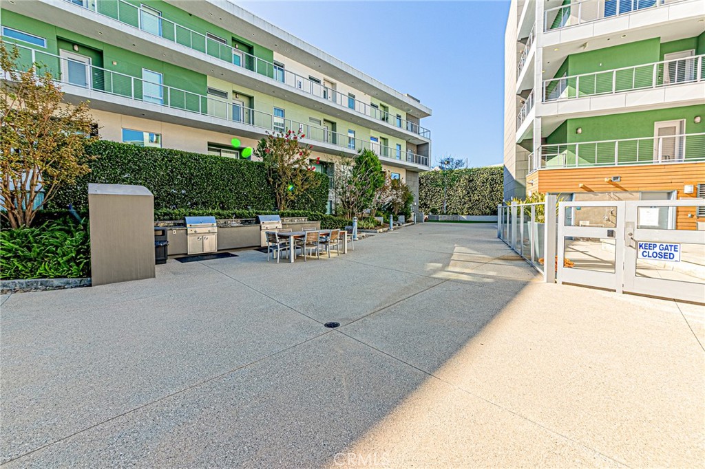 11500 Tennessee Avenue, Unit 103 Los Angeles, CA 90064 - Photo 42 of 50