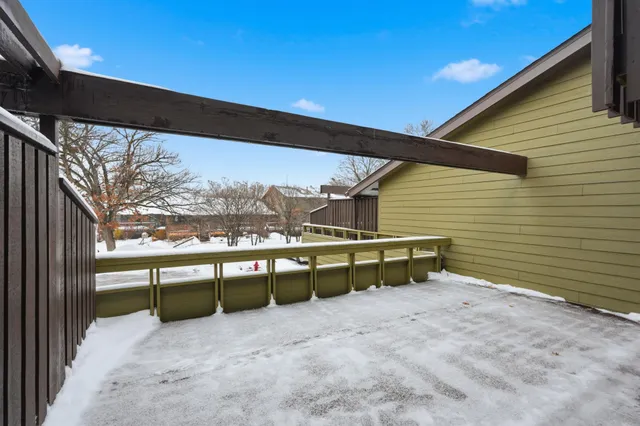 $307,500 | 1275 Brighton Square, New Brighton, MN 55112
