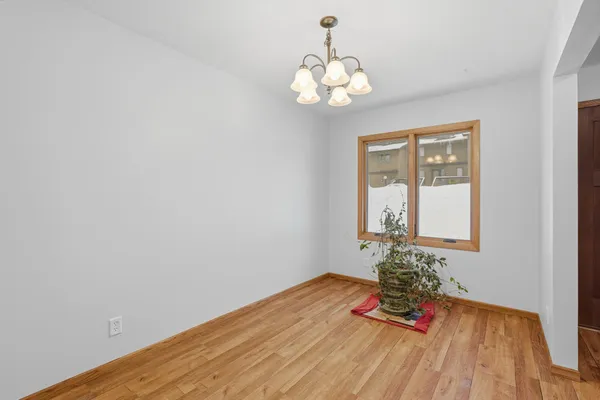 $299,900 | 1275 Brighton Square, New Brighton, MN 55112