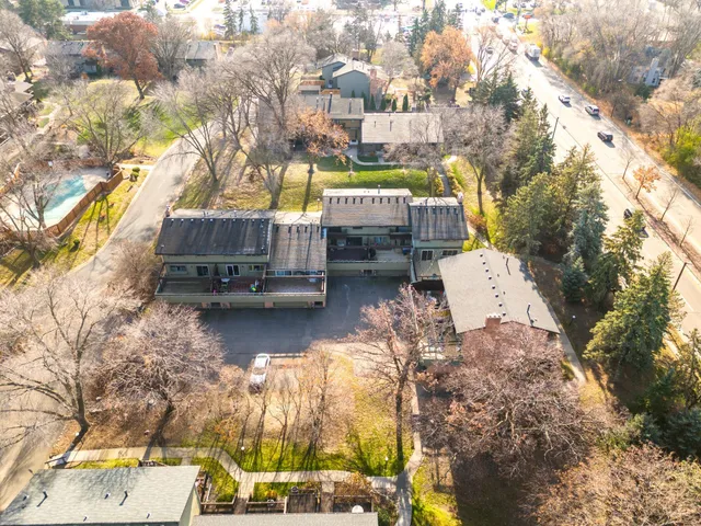 $307,500 | 1275 Brighton Square, New Brighton, MN 55112