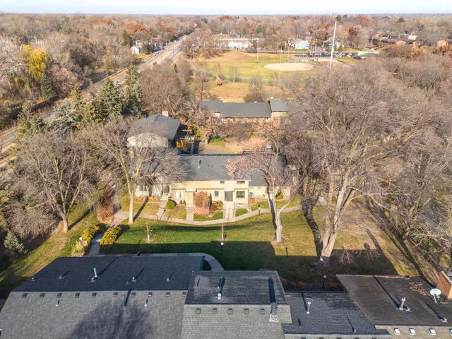 $307,500 | 1275 Brighton Square, New Brighton, MN 55112