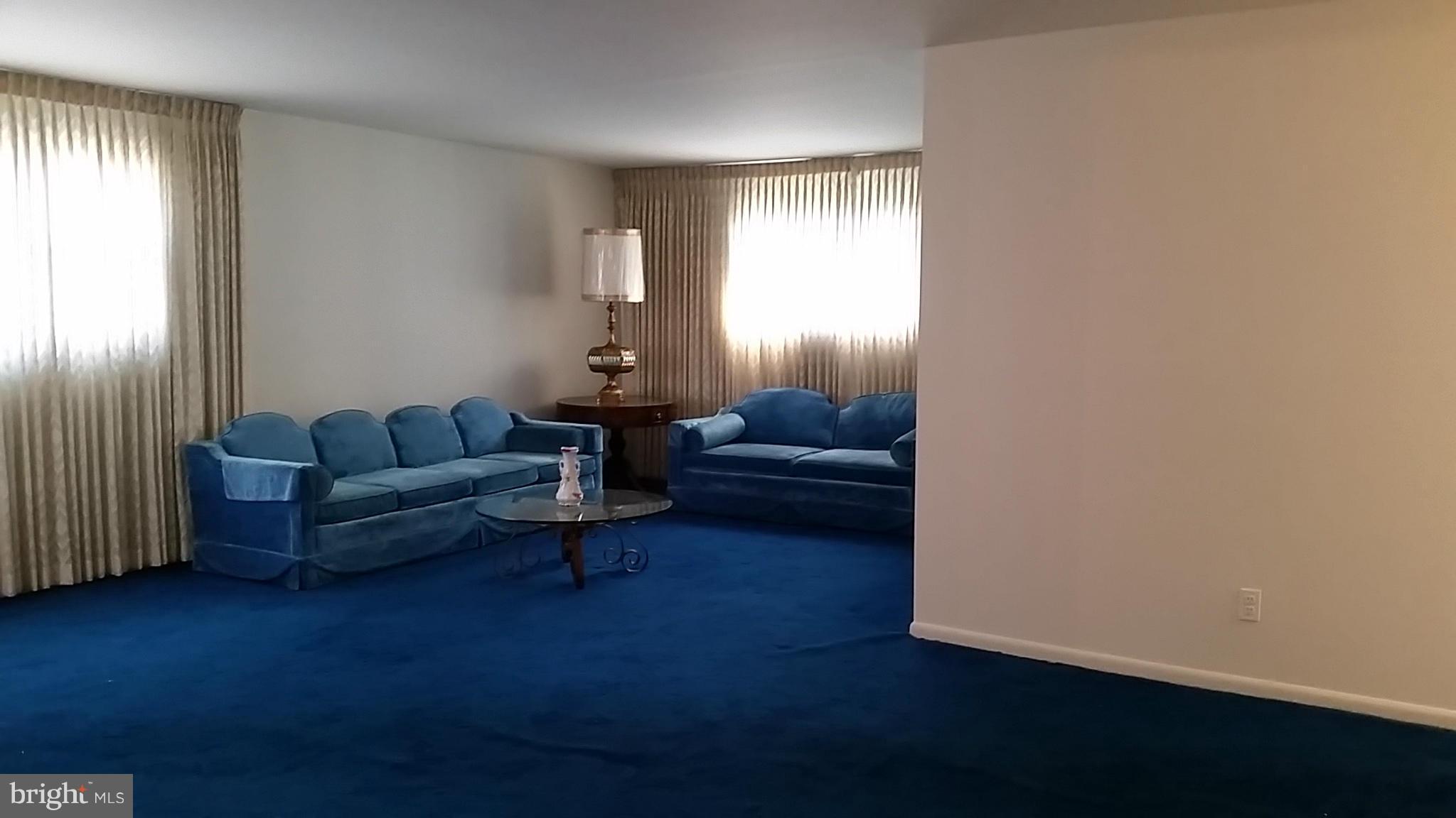 3939 Chaffey Road Randallstown, MD 21133 - Photo 2 of 7 Living Room