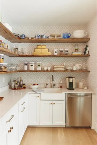 $2,359,500 | 1 Sanctuary Lane, North Kingstown, RI 02852