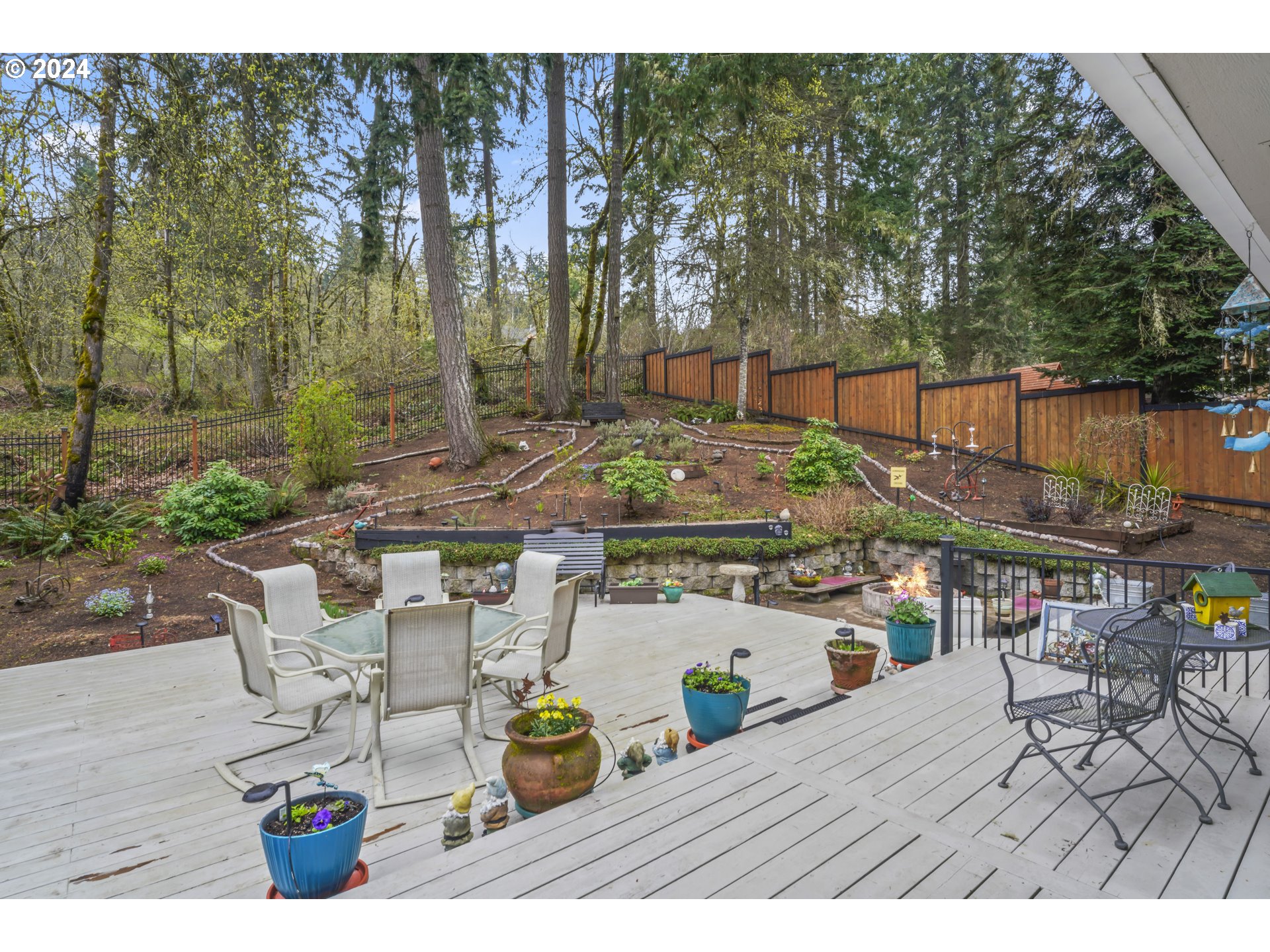 6737 Ivy Street Springfield, OR 97478 - Photo 46 of 48 a view of outdoor dining space with seating space