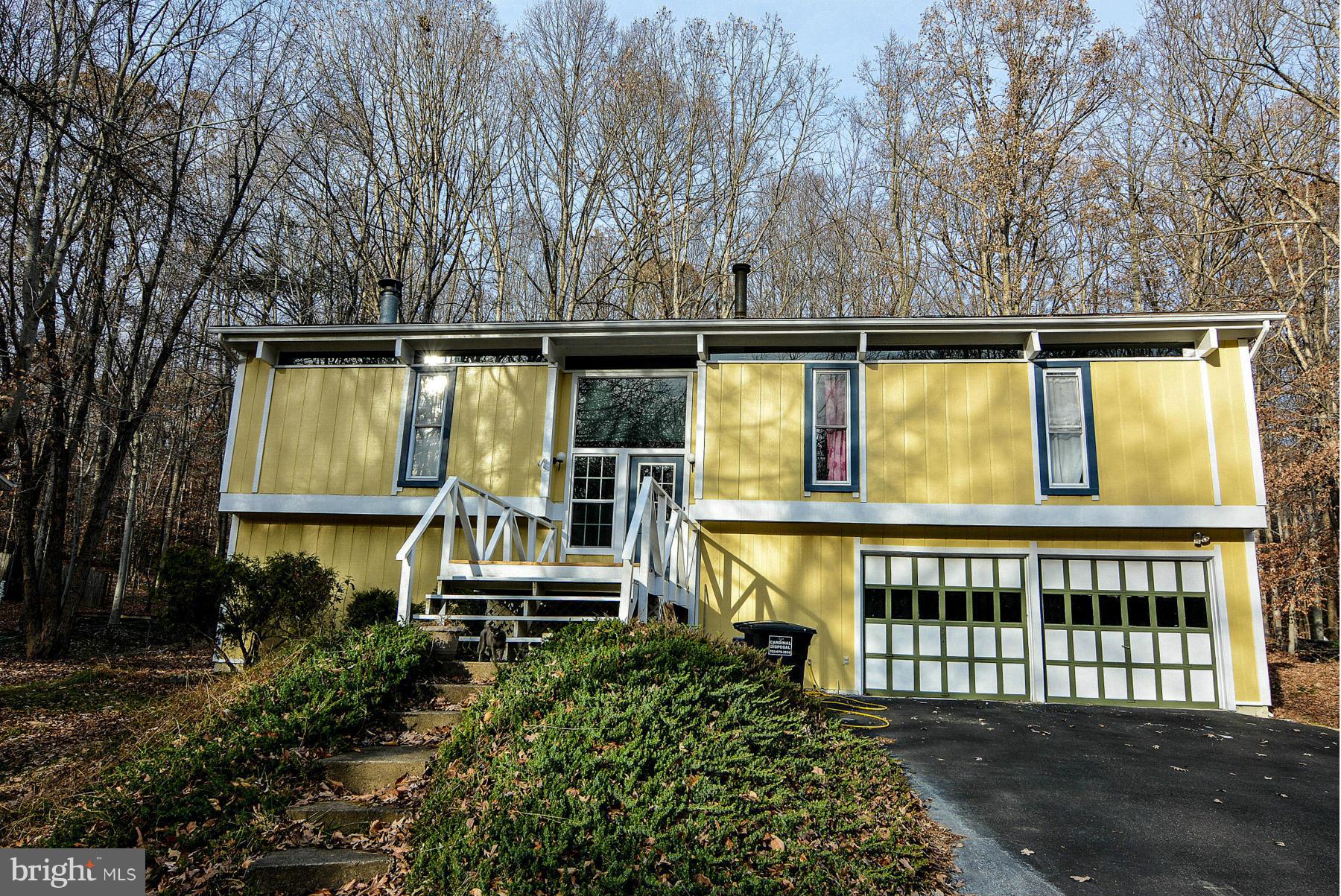 7210 Ridgeway Drive Manassas, VA 20112 - Photo 1 of 27 Exterior (Front)