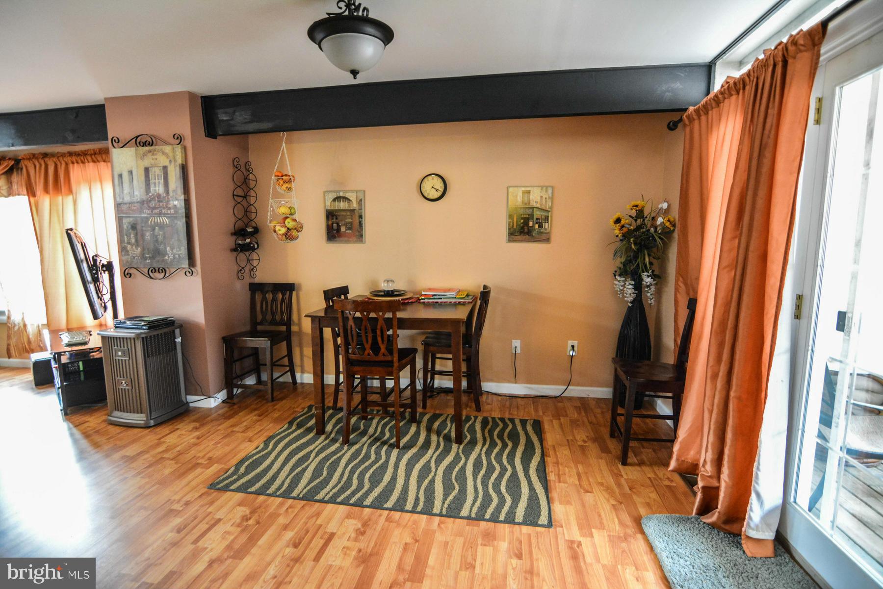 7210 Ridgeway Drive Manassas, VA 20112 - Photo 14 of 27 Dining Room