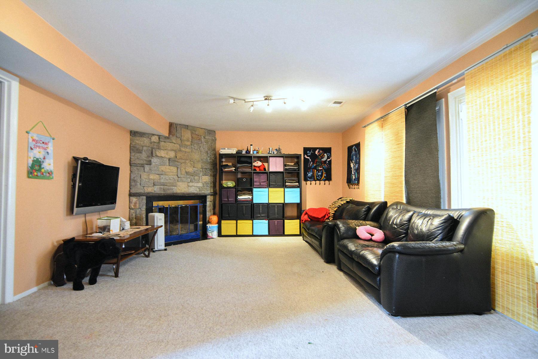 7210 Ridgeway Drive Manassas, VA 20112 - Photo 3 of 27 lower level Family Room