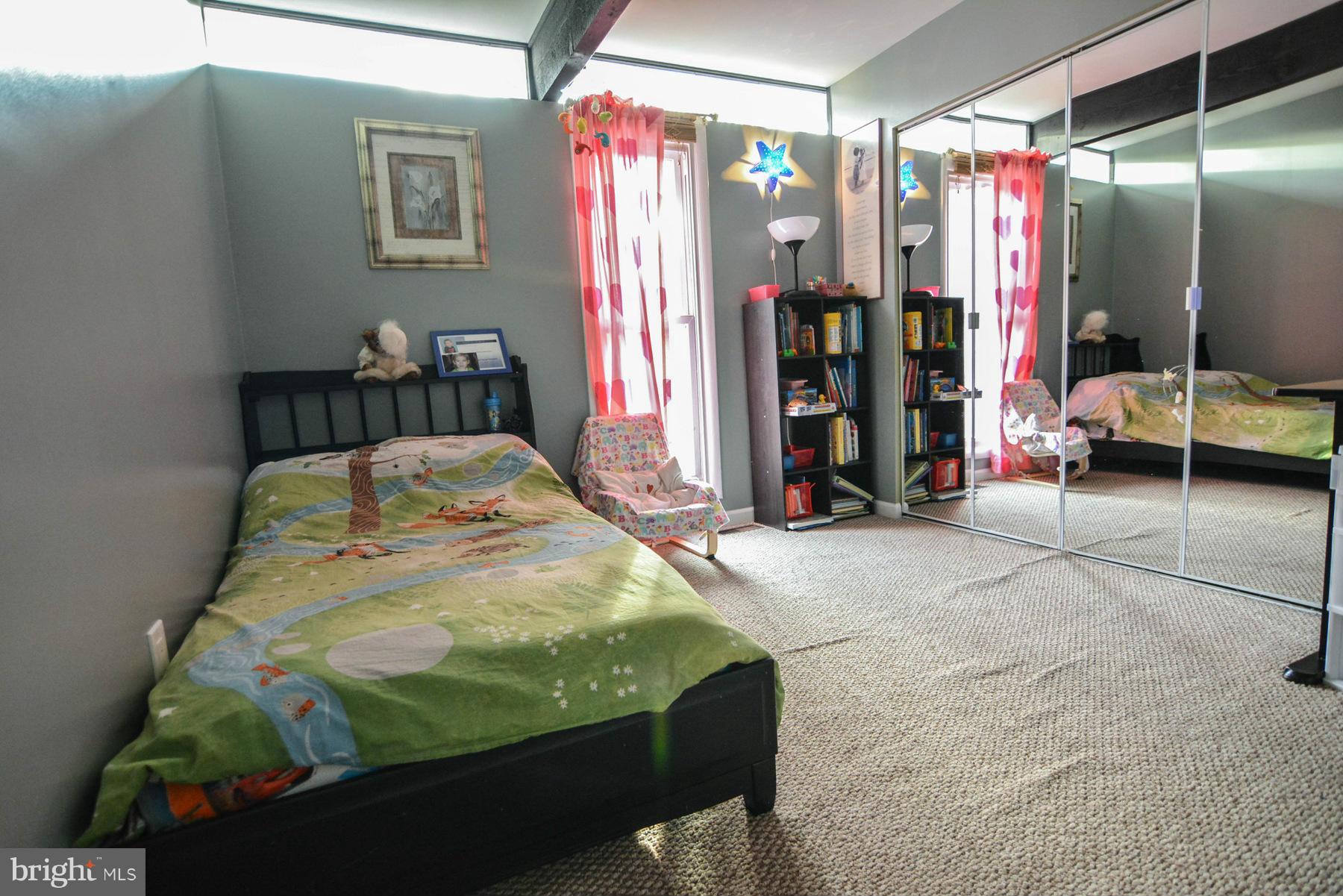 7210 Ridgeway Drive Manassas, VA 20112 - Photo 22 of 27 Bedroom