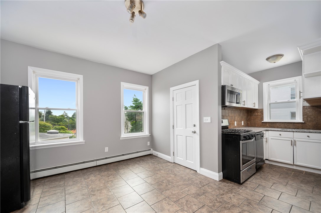 8 Eaton Street, Unit 3 Providence, RI 02908 - Photo 12 of 19