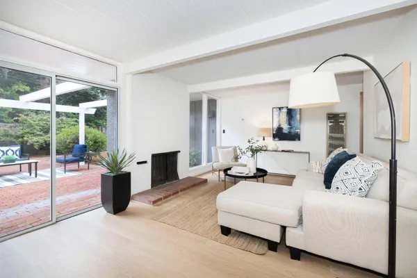 $3,195,000 | 860 Marshall Drive, Palo Alto, CA 94303