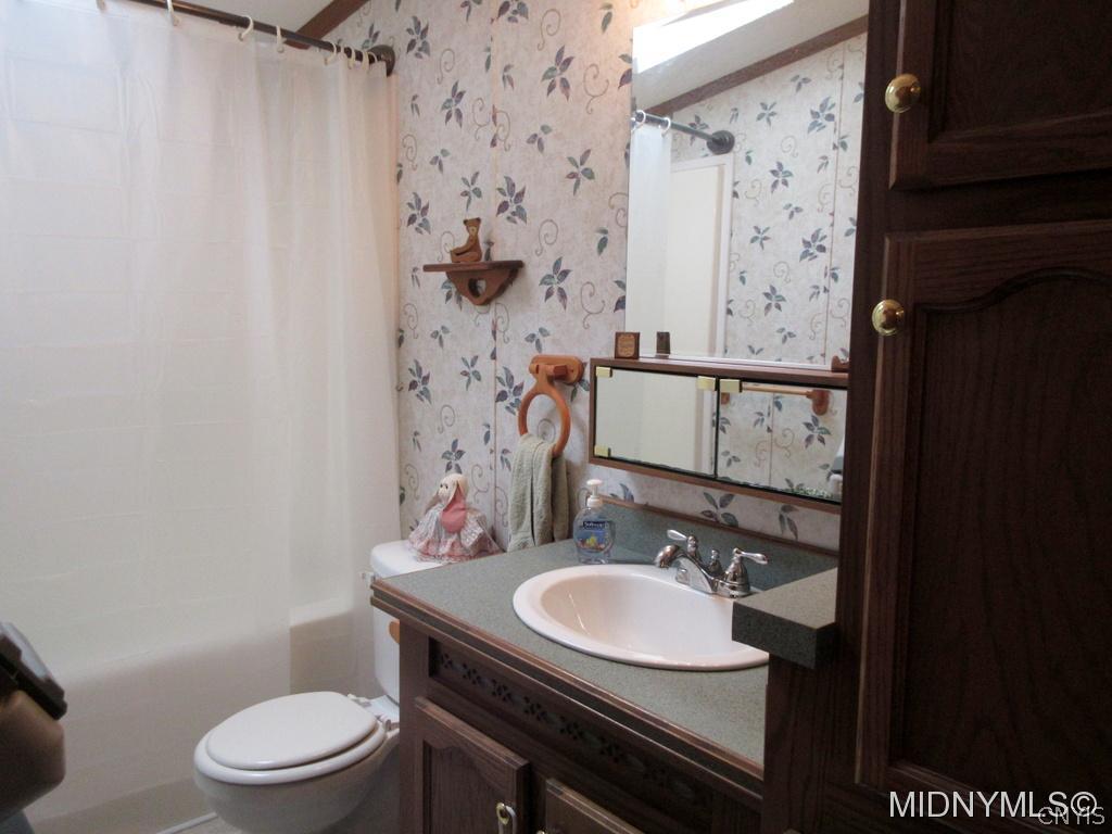 9480 Steadman Road Lee Center, NY 13363 - Photo 9 of 24 Gallery Image 9